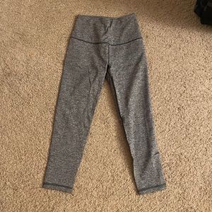 Victoria Secret workout cropped leggings